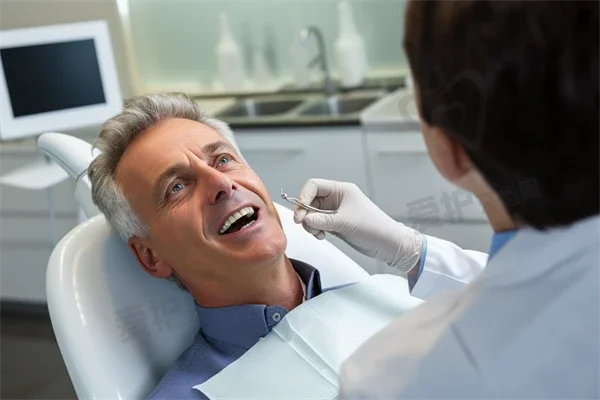 长春吉林大学第二医院矫正牙齿费用标准：双颌前突矫正3937元到6769之间