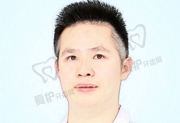 沈剑实