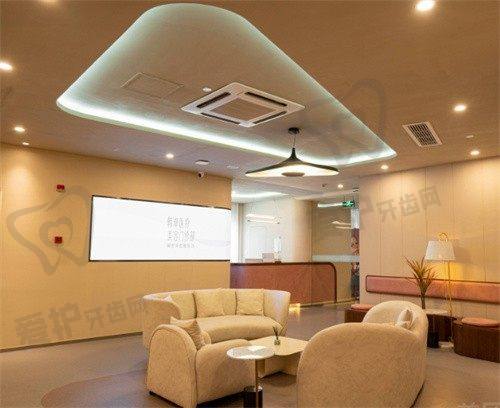 四、上海韩卓医疗美容门诊部地址电话：