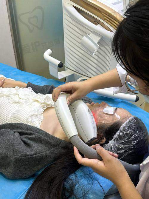 北京嘉禾医院蔡圣民光子嫩肤的价格是如何分阶的？