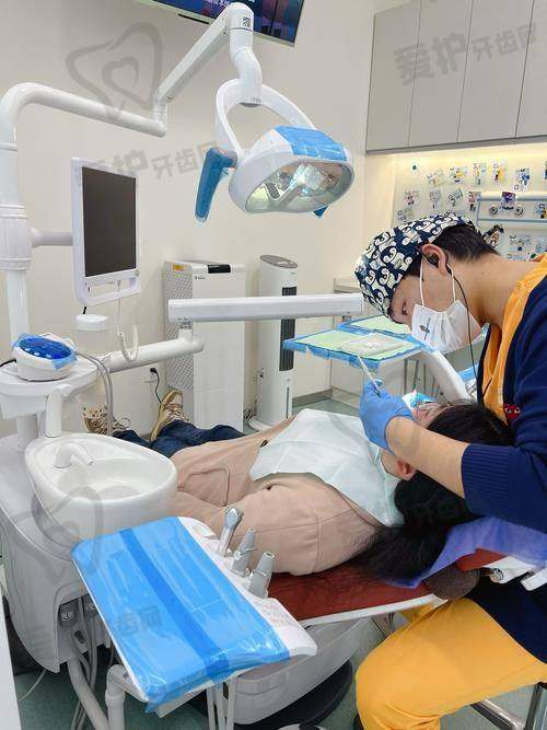 舌侧矫正又是怎么回事呢?