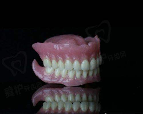 杭州金铂利口腔医院吸附性义齿12800元起，舒适镶牙体验开启口腔健康新旅程 